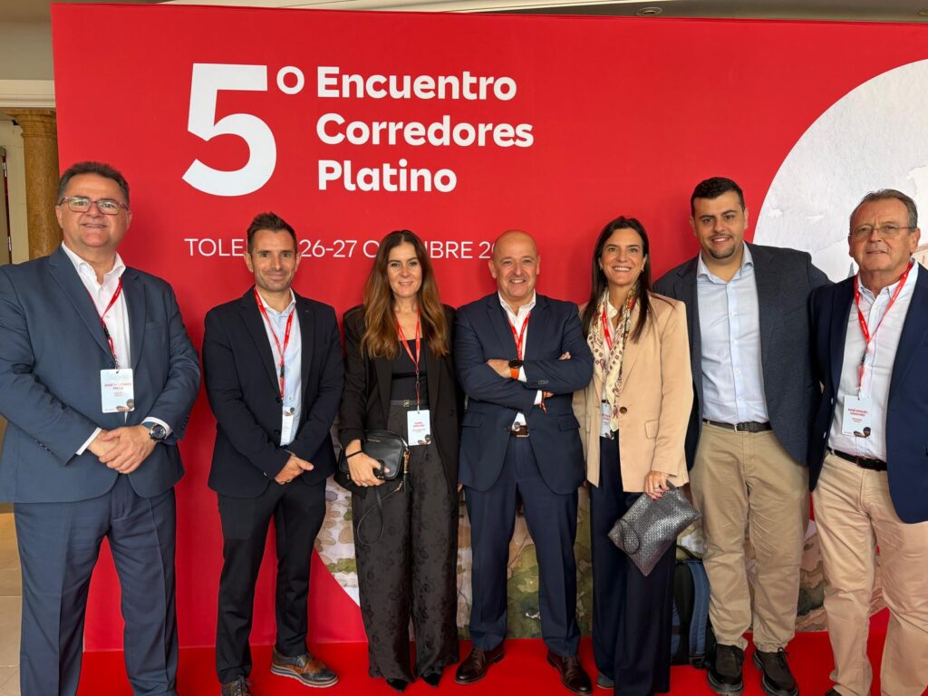 Encuentro de profesionales de la mediación aseguradora durante la convención de MAPFRE en Toledo.